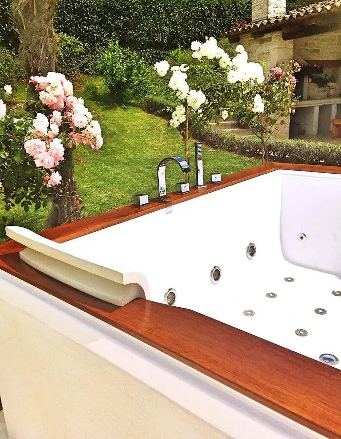 Villa Zvonar Near Motovun With Large Pool And Whirlpool Rakotule