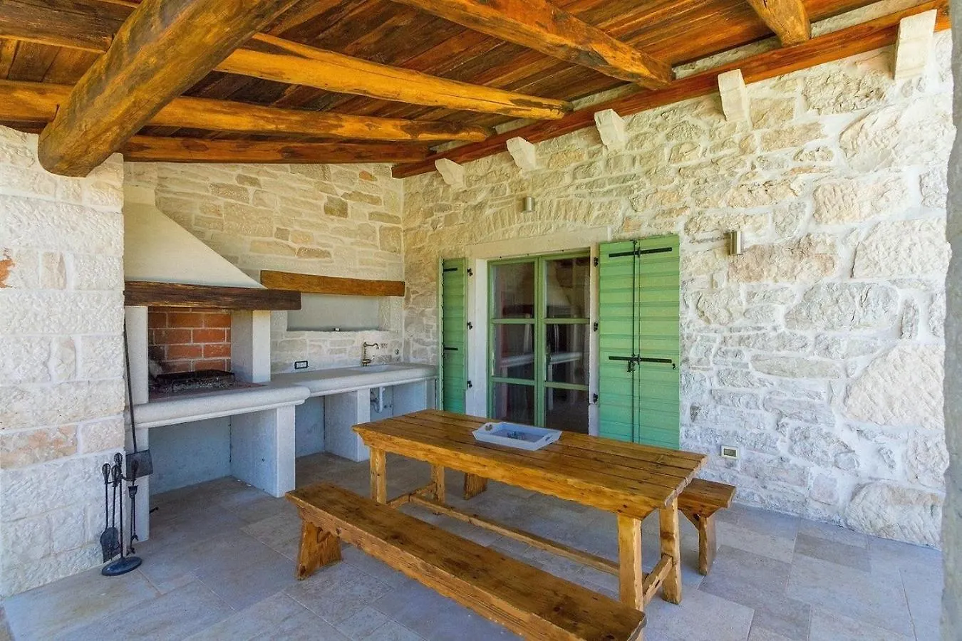 Villa Zvonar Near Motovun With Large Pool And Whirlpool Rakotule